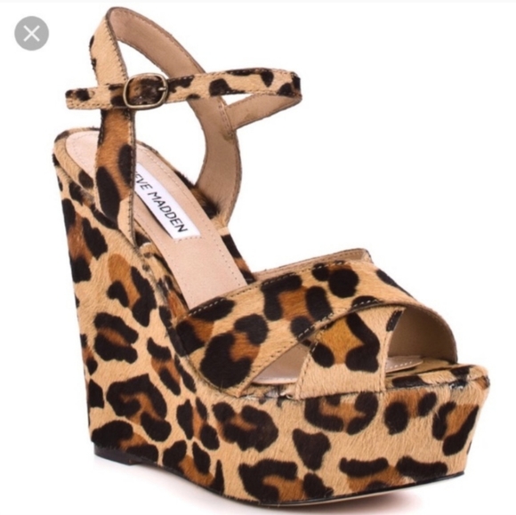 Shoes - Steve Madden wedges